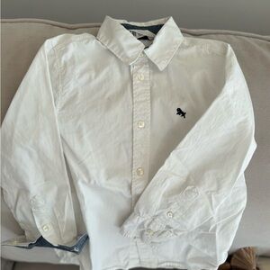 H&M Classic White Button-Down Shirt